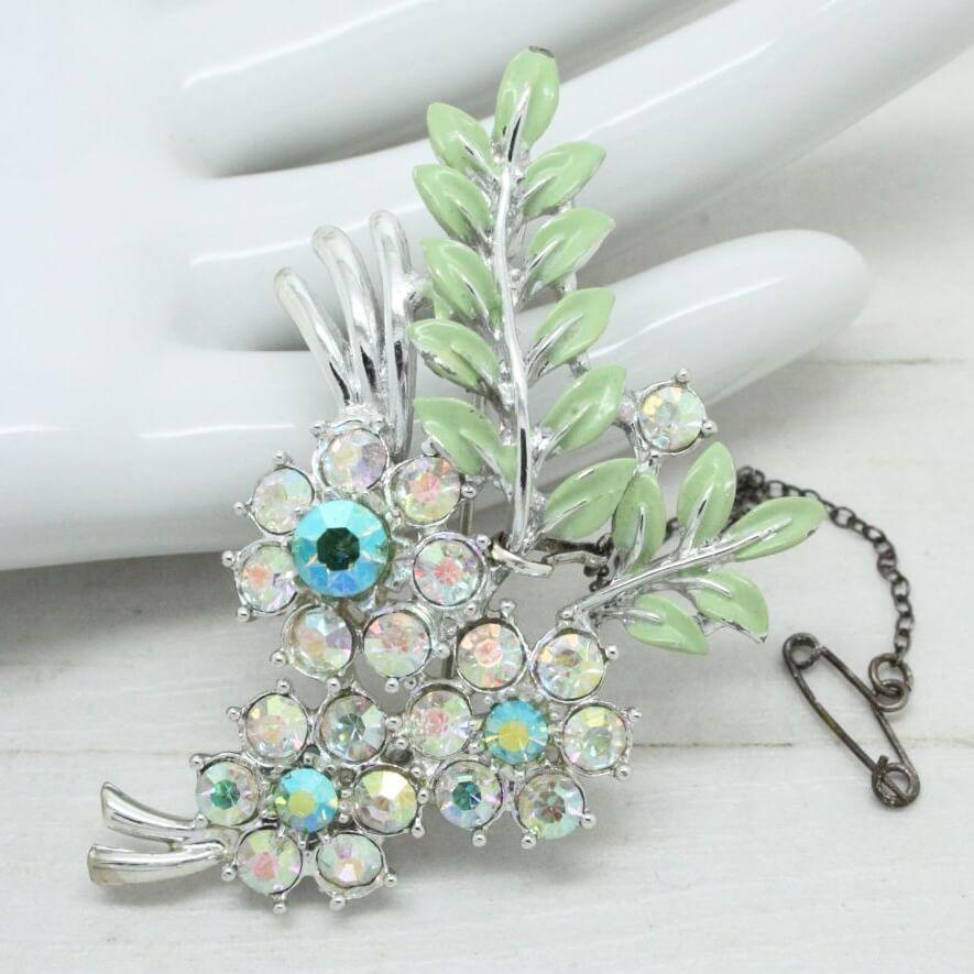 Vintage 1950s - 1960s Rhinestone & Enamel Brooch