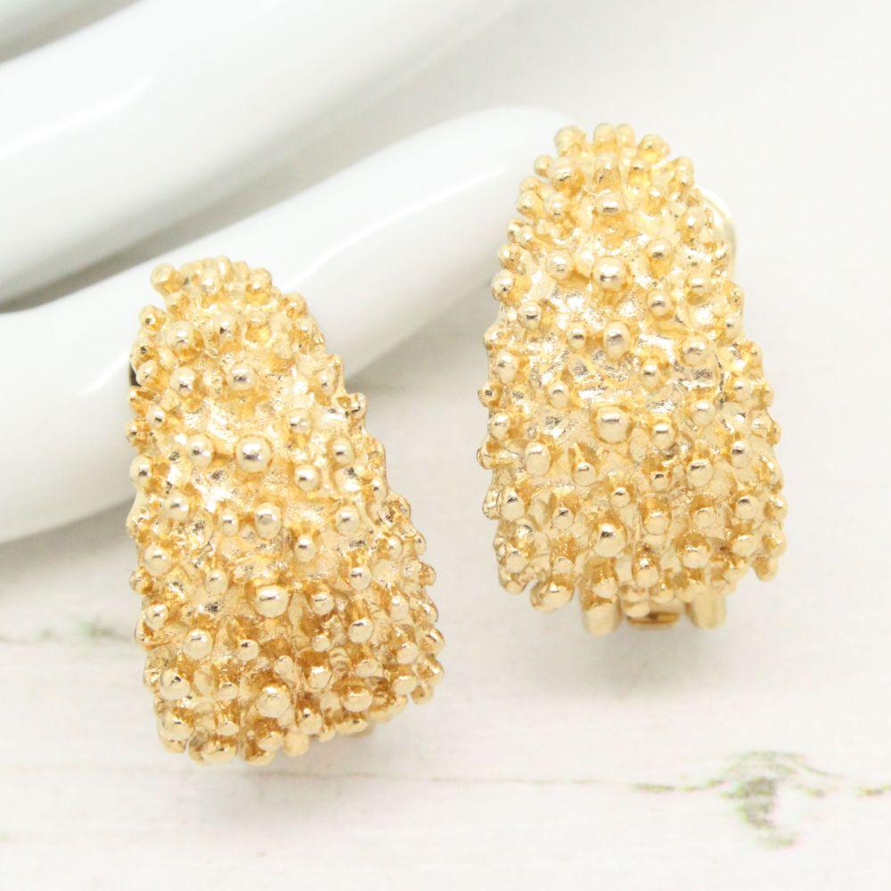 1970s Sarah Coventry Demi-Hoop Textured Gold Clip On Earrings