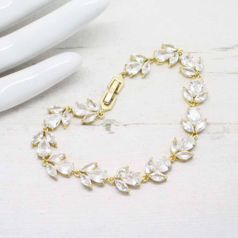 Tiny Leaf and Teardrop Zirconia Crystal Bracelet (Gold)