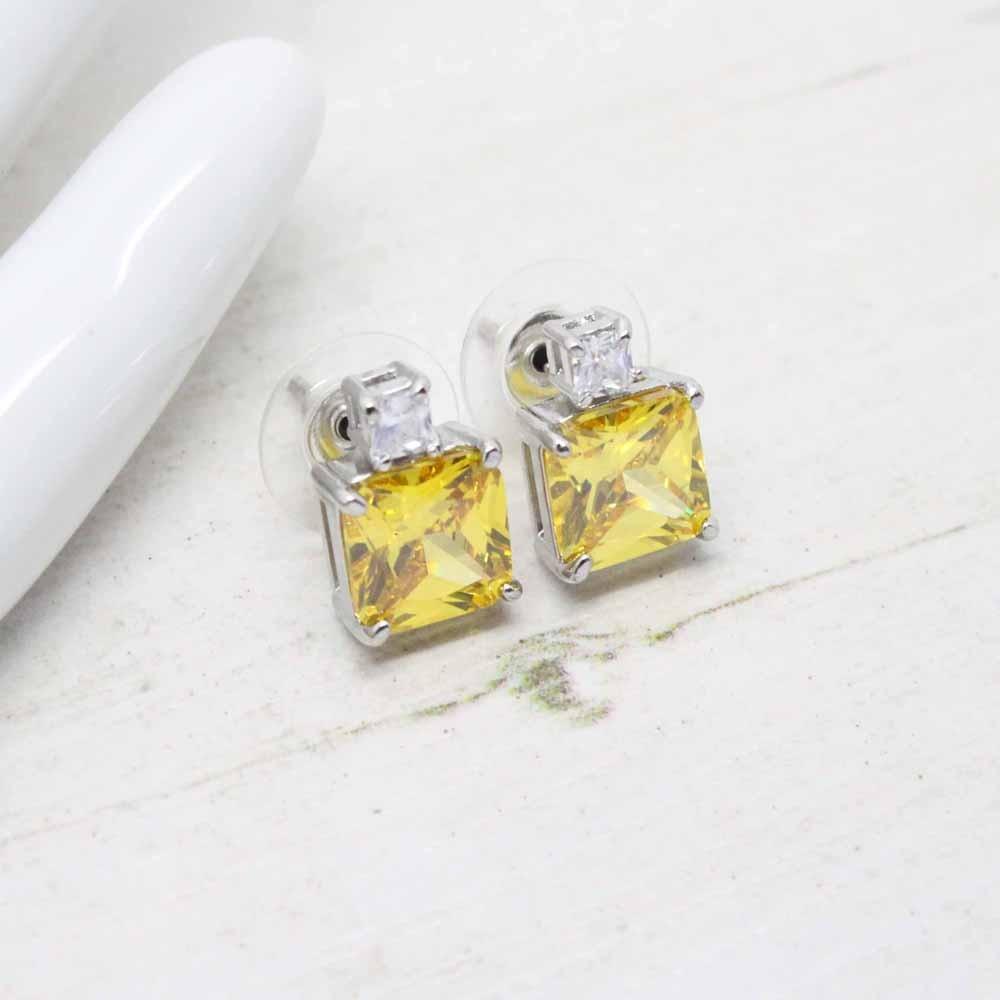 Aria Geometric Square Crystal Stud Earrings (Yellow)