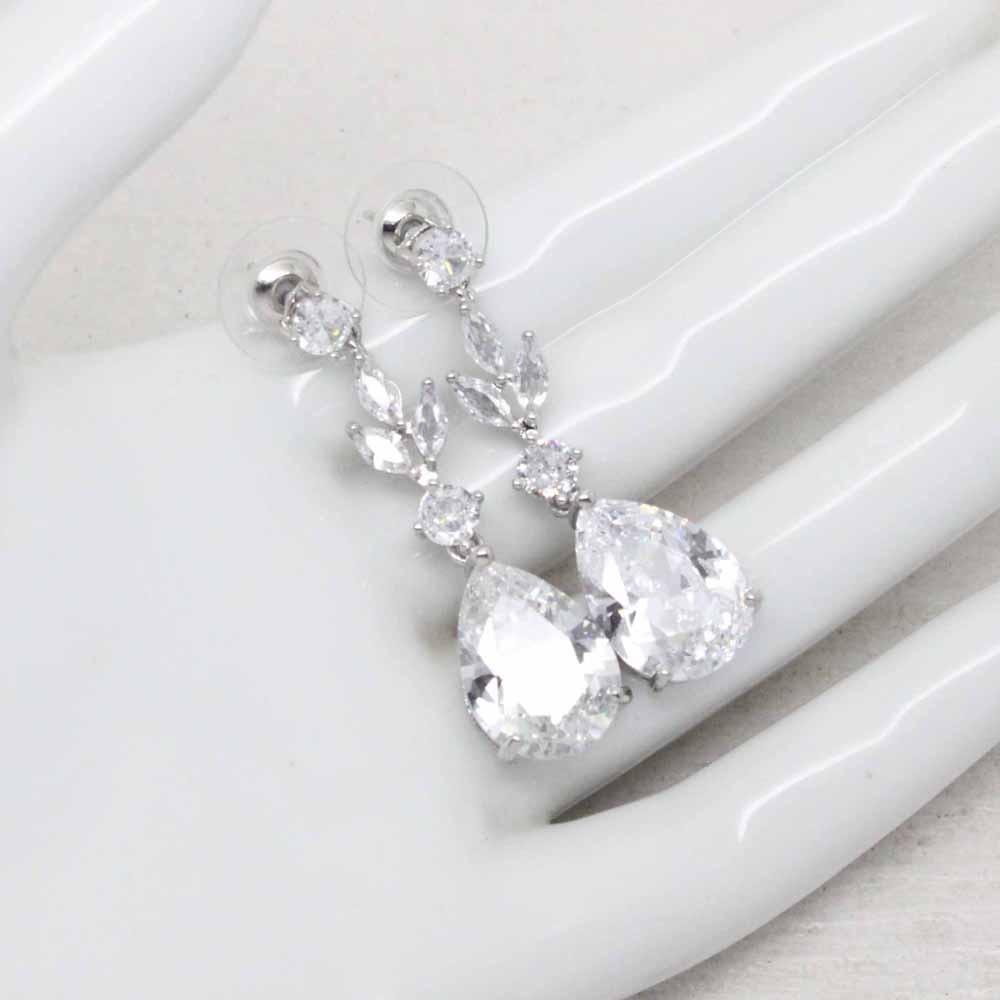 Anna Cubic Zirconia Crystal Drop Earrings (Silver)