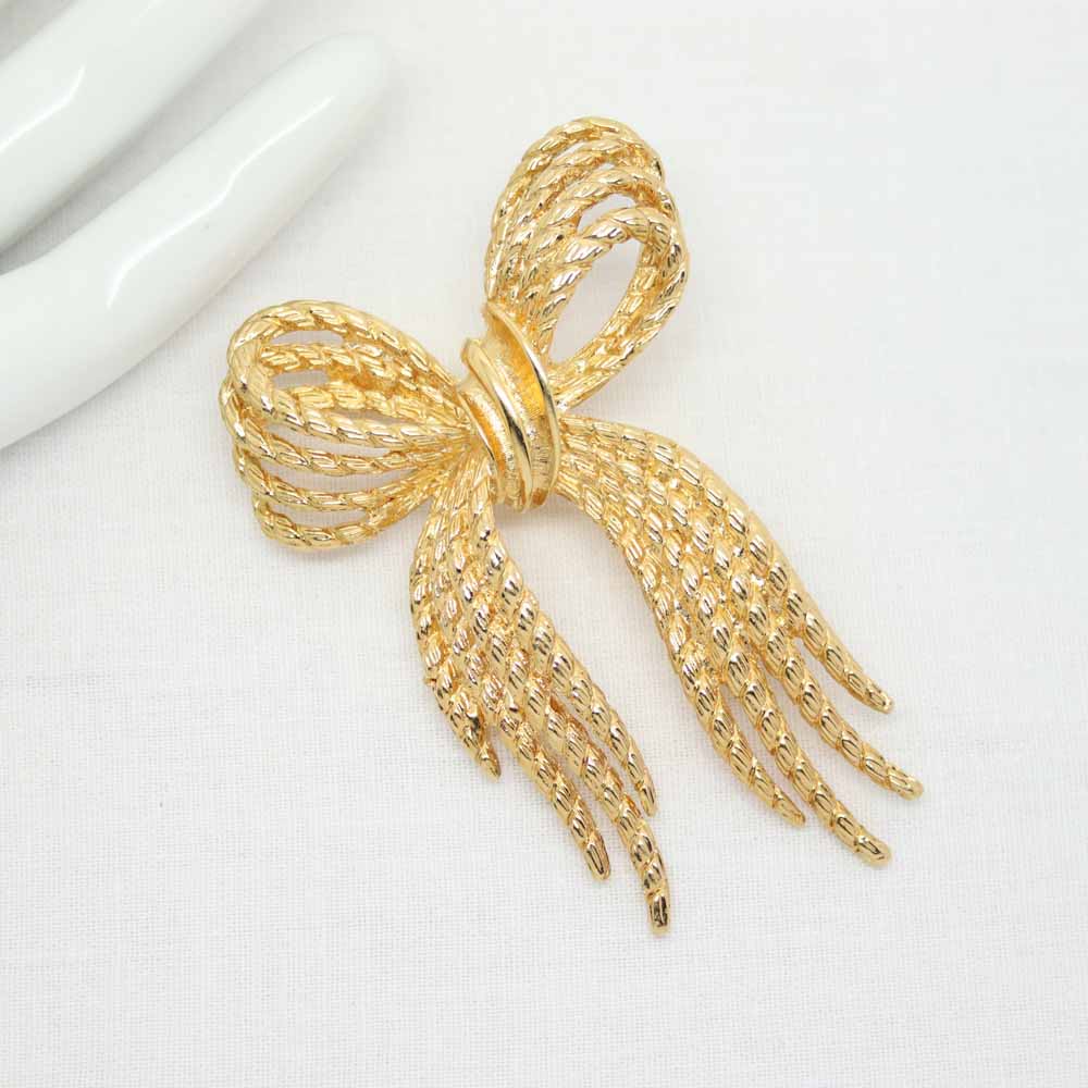 Vintage Napier Large Textured Gold Ribbon Bow Brooch
