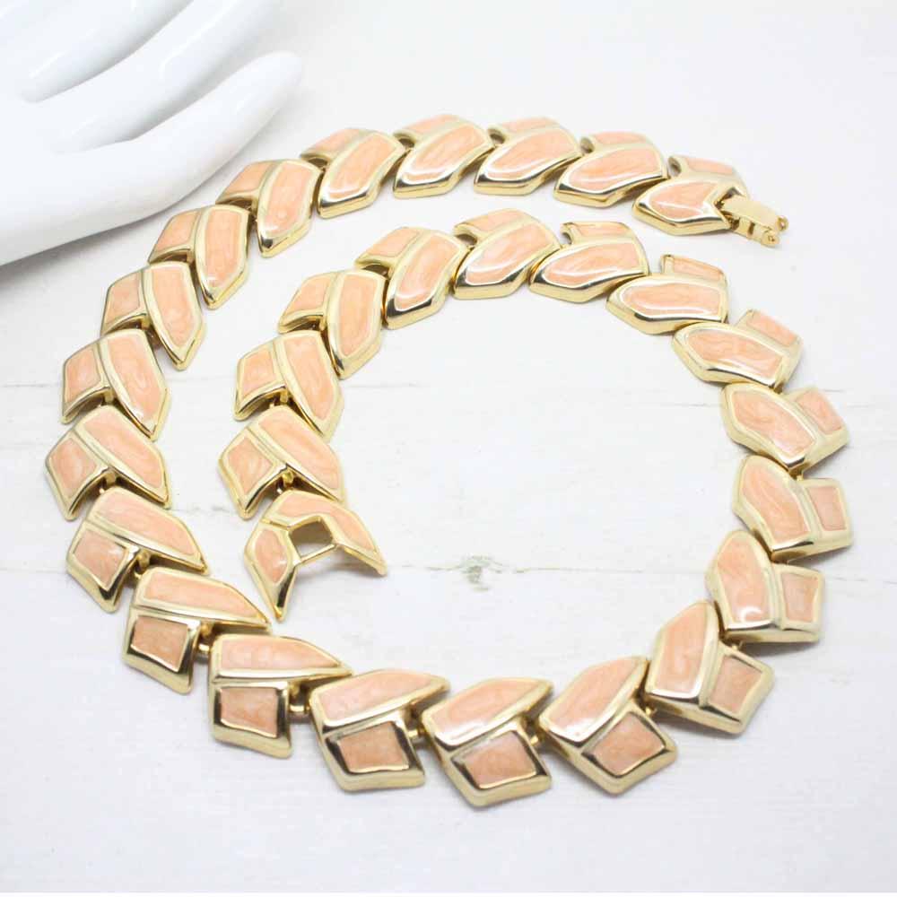 Vintage 1980s Peach Enamel Chevron Link Necklace